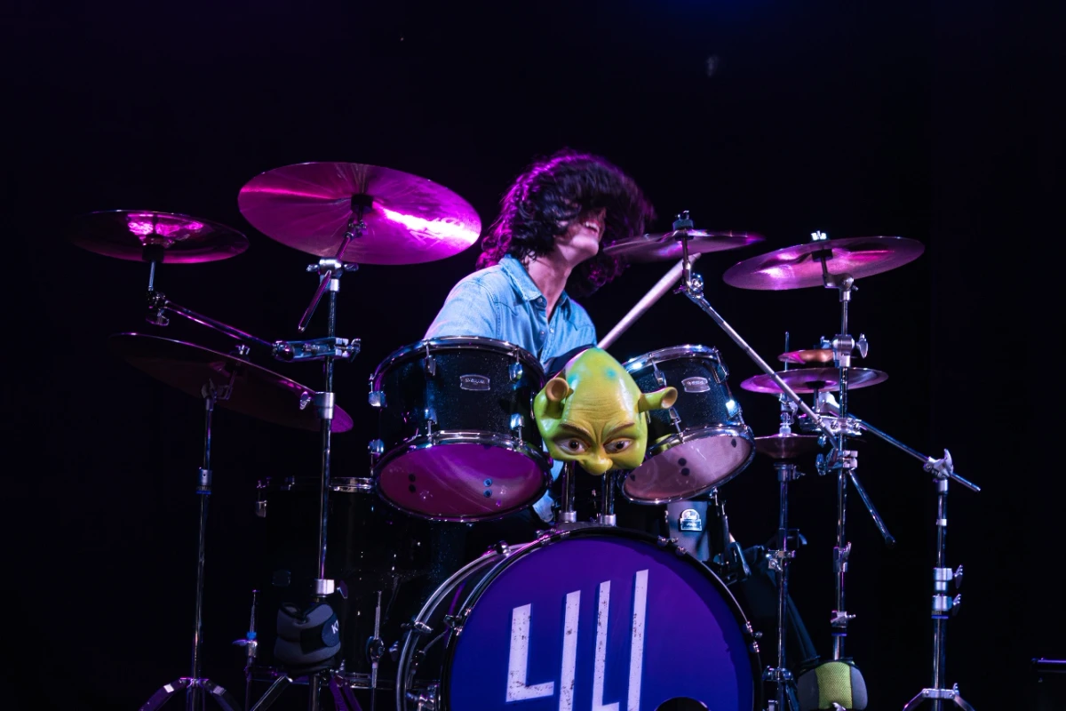 Fotografía de concierto de rock en vivo — Lili Band