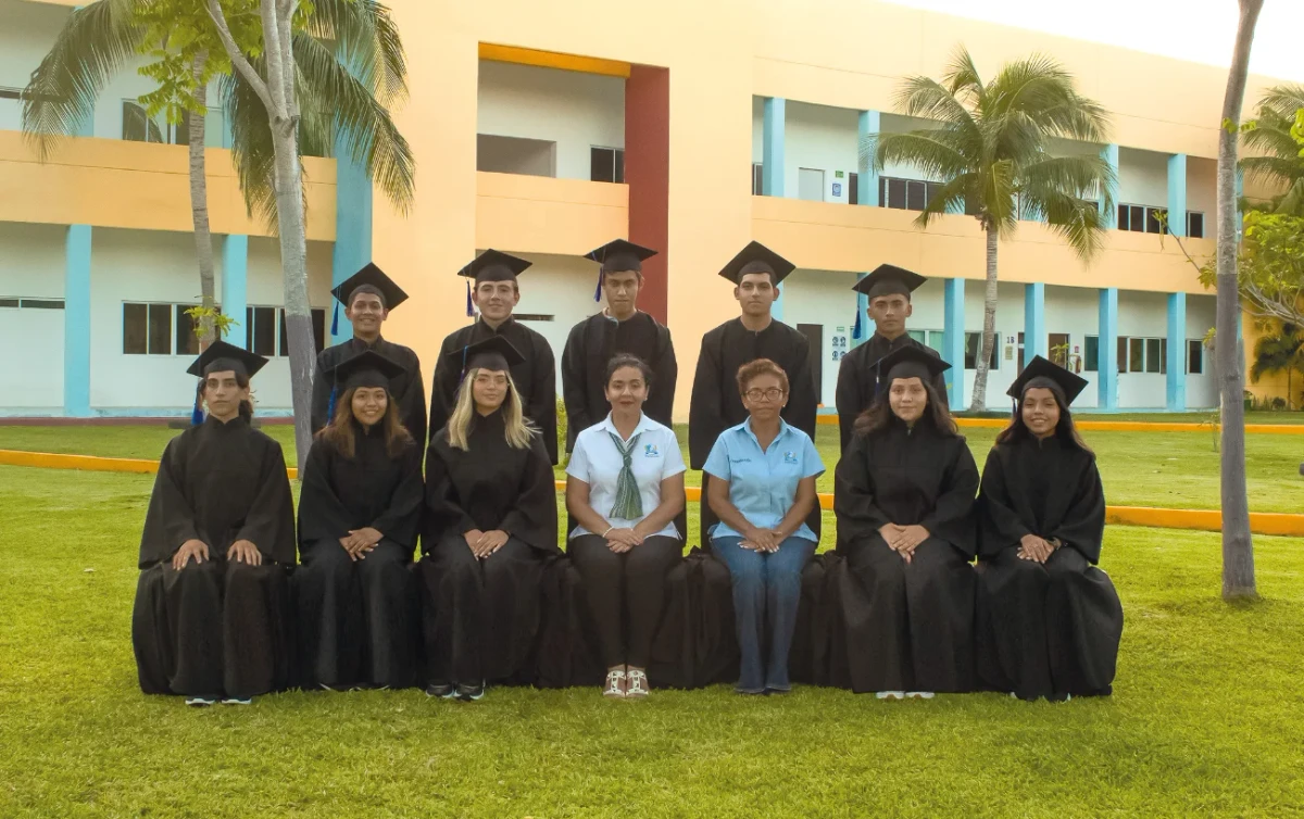 Fotografía institucional — Anuario Escolar