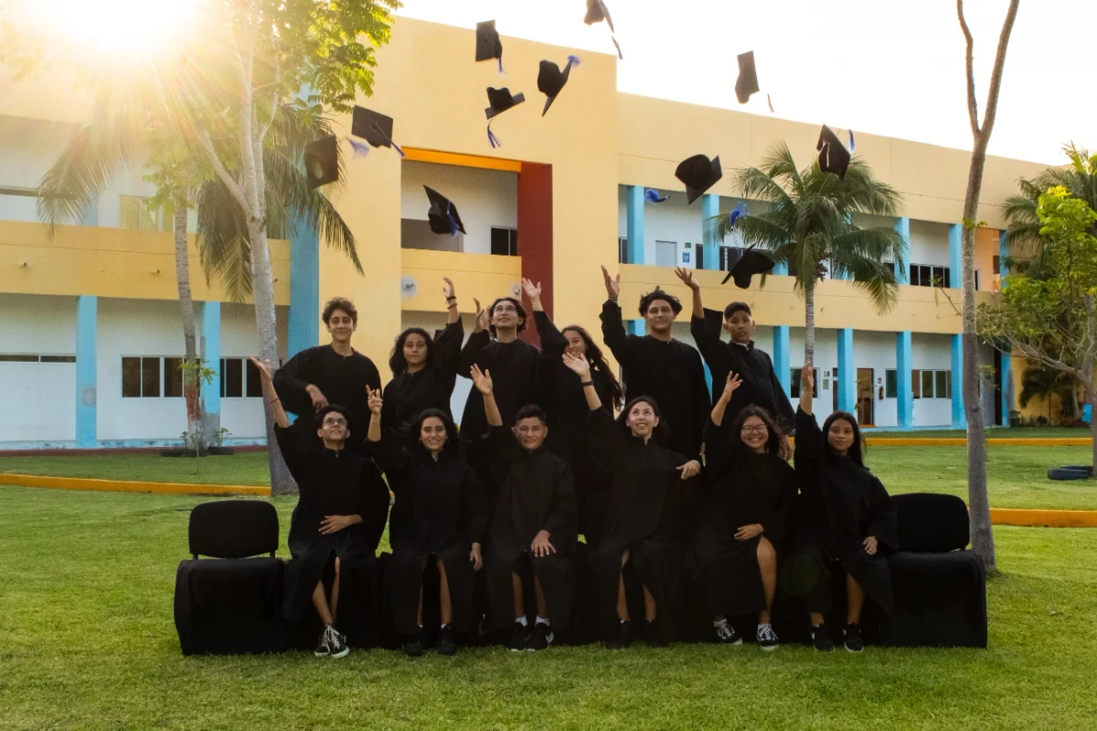 Fotografía institucional — Anuario Escolar