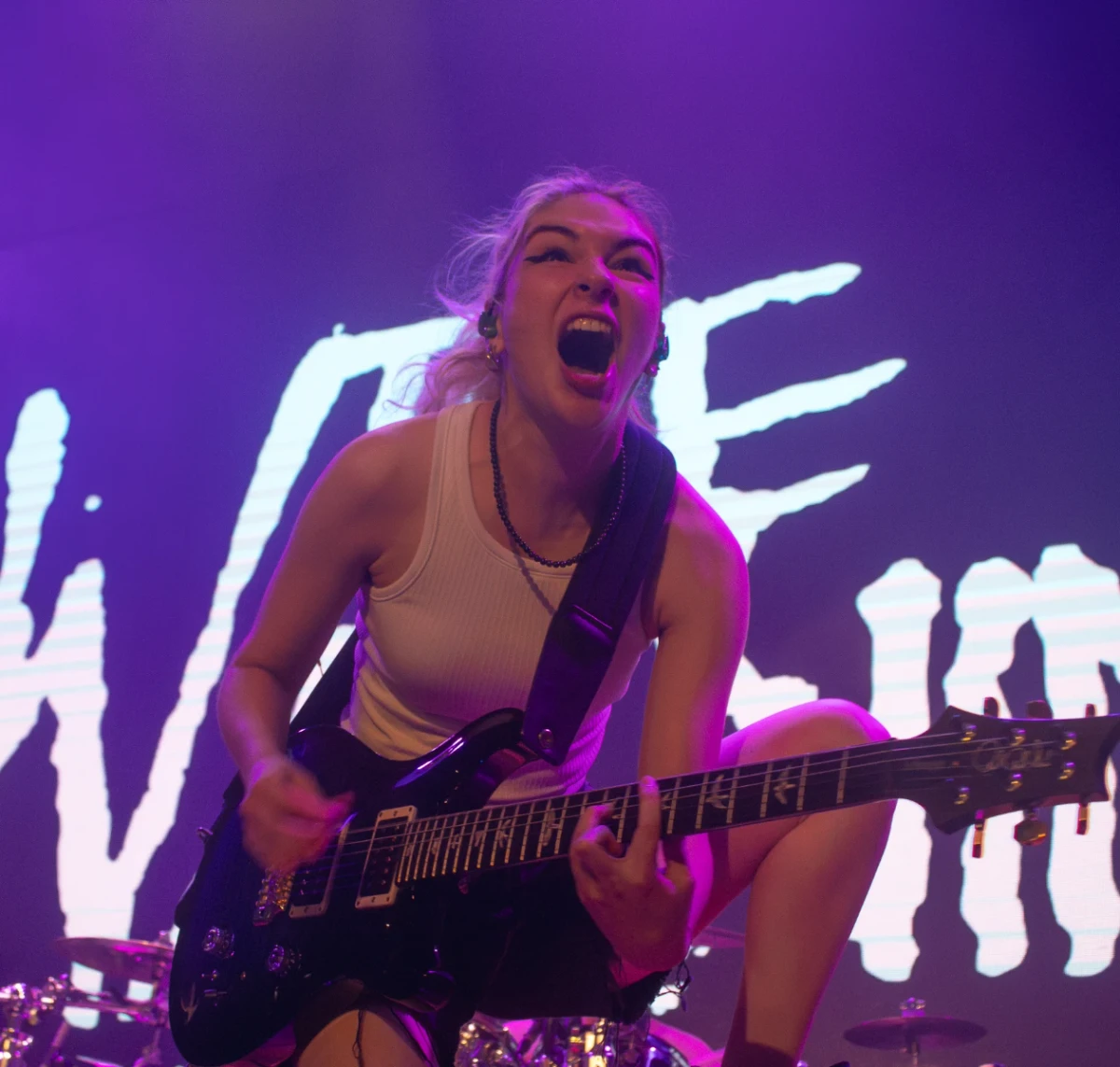 Fotografía de concierto de rock en vivo — The Warning